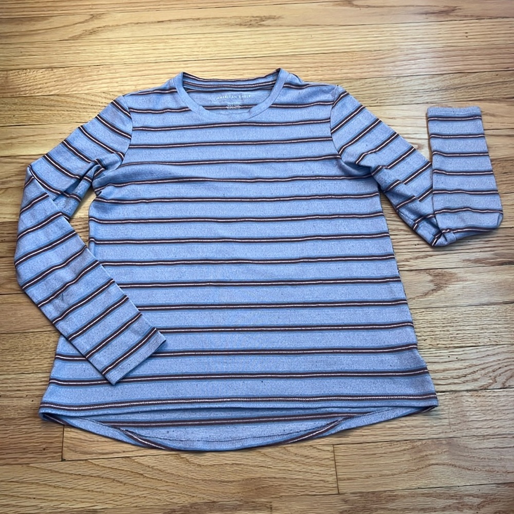 American Eagle Longsleeve Top